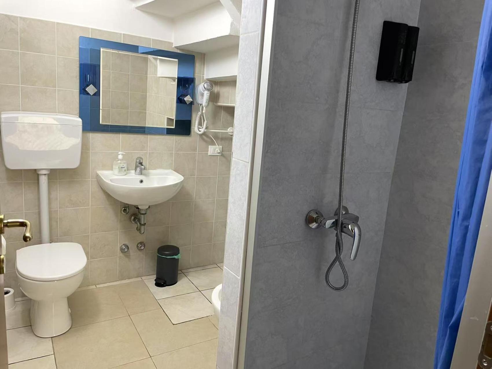 Flat Blue Apartment เวโรนา ภายนอก รูปภาพ