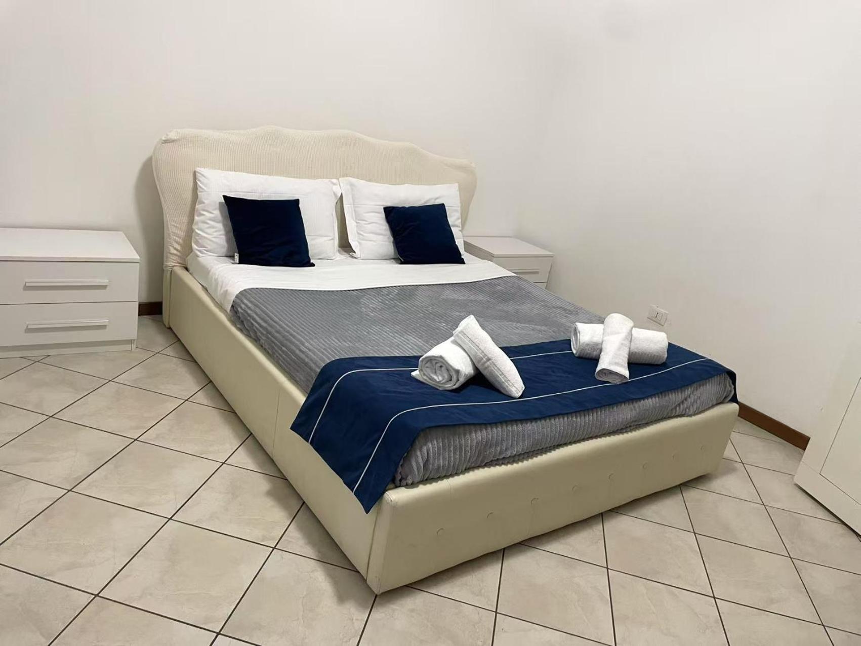 Flat Blue Apartment เวโรนา ภายนอก รูปภาพ