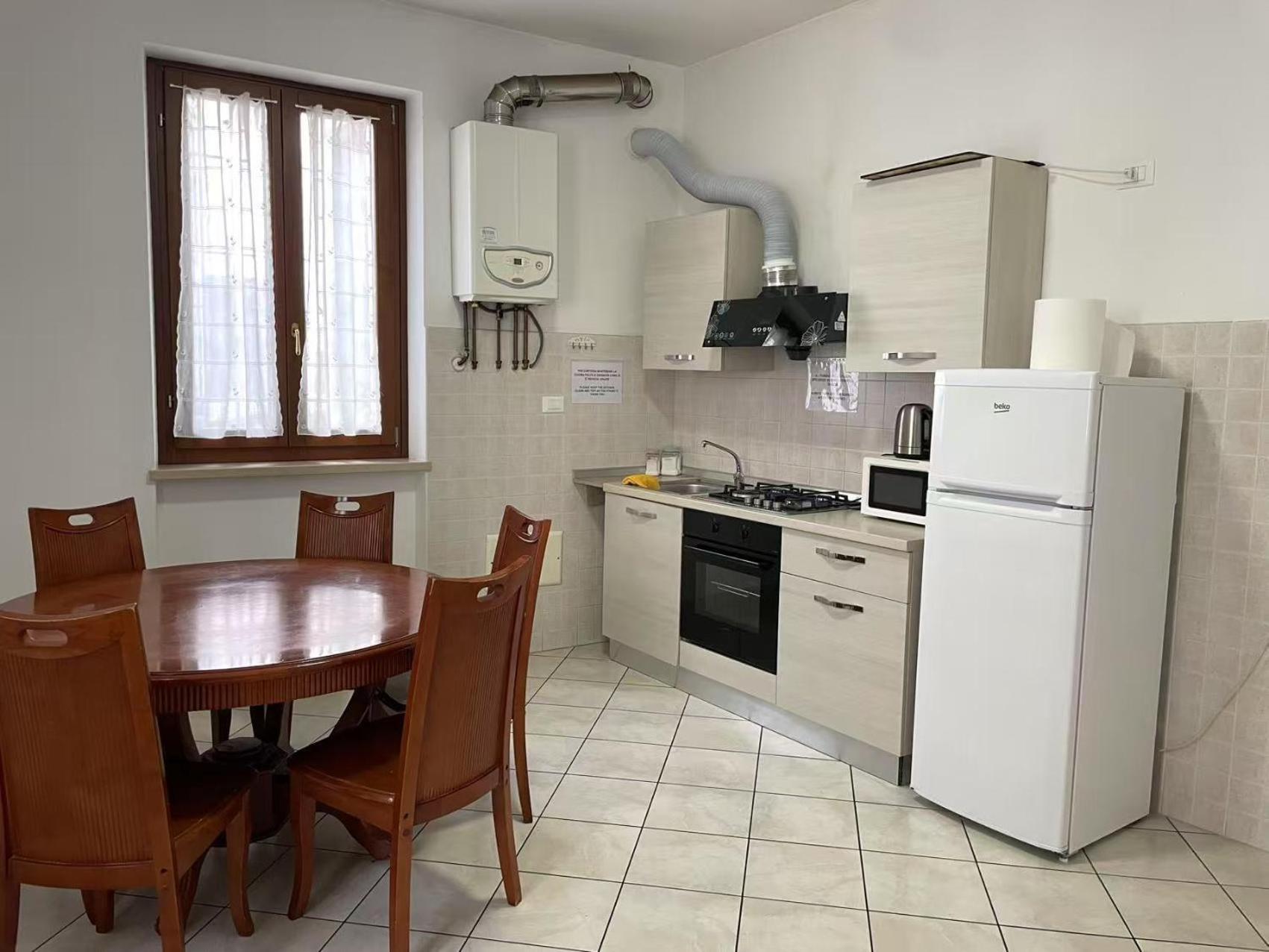 Flat Blue Apartment เวโรนา ภายนอก รูปภาพ