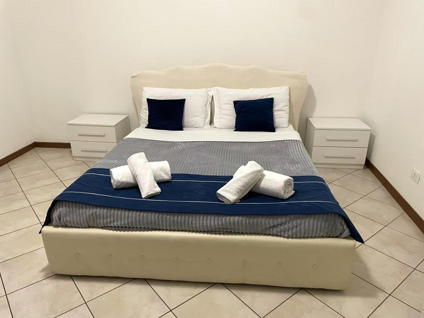 Flat Blue Apartment เวโรนา ภายนอก รูปภาพ