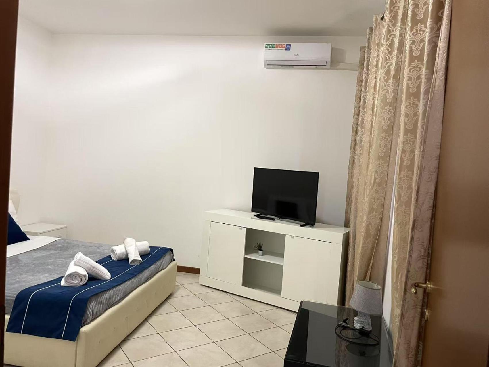 Flat Blue Apartment เวโรนา ภายนอก รูปภาพ